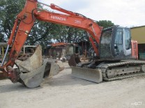 HITACHI ZX225